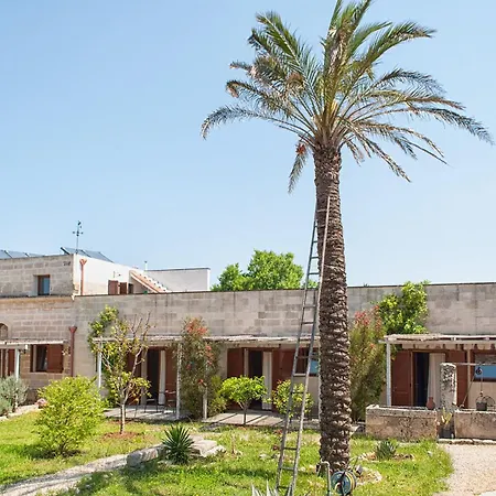 Apartment Bright Apartment In Minervino Di Lecce With Shared Pool Minervino di Lecce