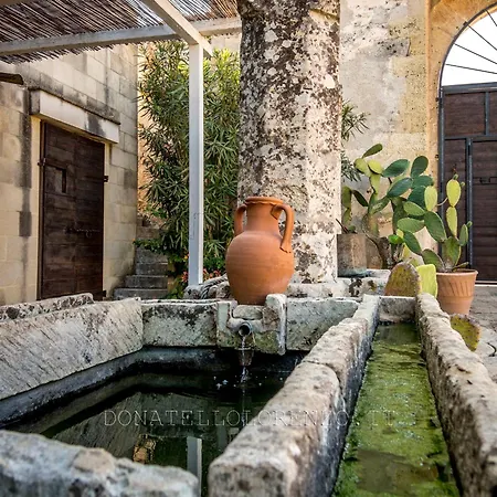 Apartment Bright Apartment In Minervino Di Lecce With Shared Pool
