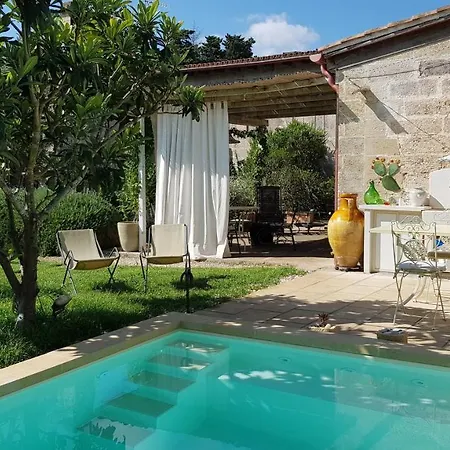 Bright Apartment In Minervino Di Lecce With Shared Pool